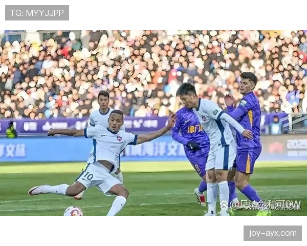 中超豪强激战正酣，冠军争夺白热化引关注