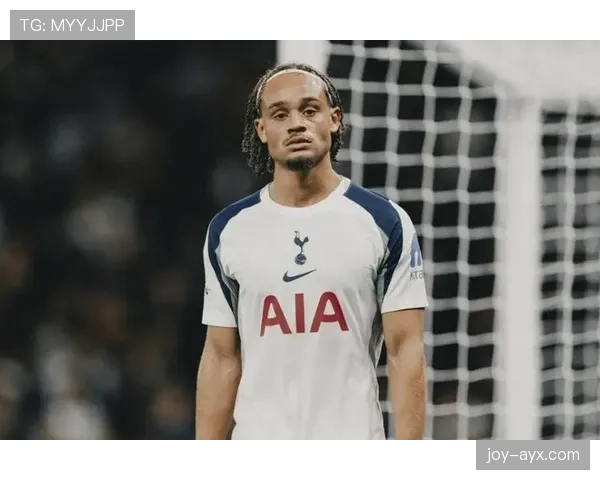 埃兰加闪耀英超赛场，关键表现助球队逆转取胜