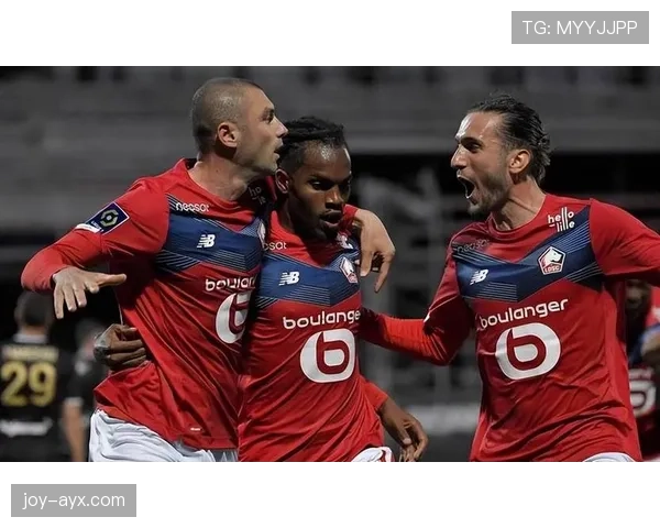 里尔攻防均衡显强势，迎战劲敌展现竞争力提升