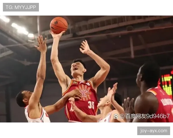 劳尔连续进球攀升球队在积分榜上的竞争力,表现稳健引人关注 劳尔连续进球攀升球队在积分榜上的竞争力,表现稳健引人关注