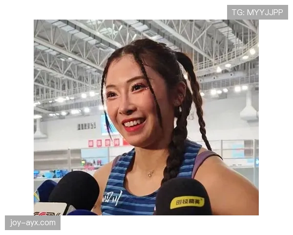 吴艳妮随手一顿夜宵账单，把我一个月工资打包了