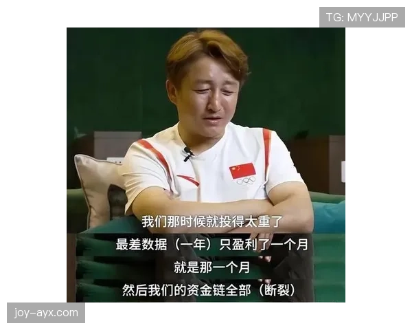 邹市明家的冰箱里塞满蛋白粉，连饮料都喝零卡的